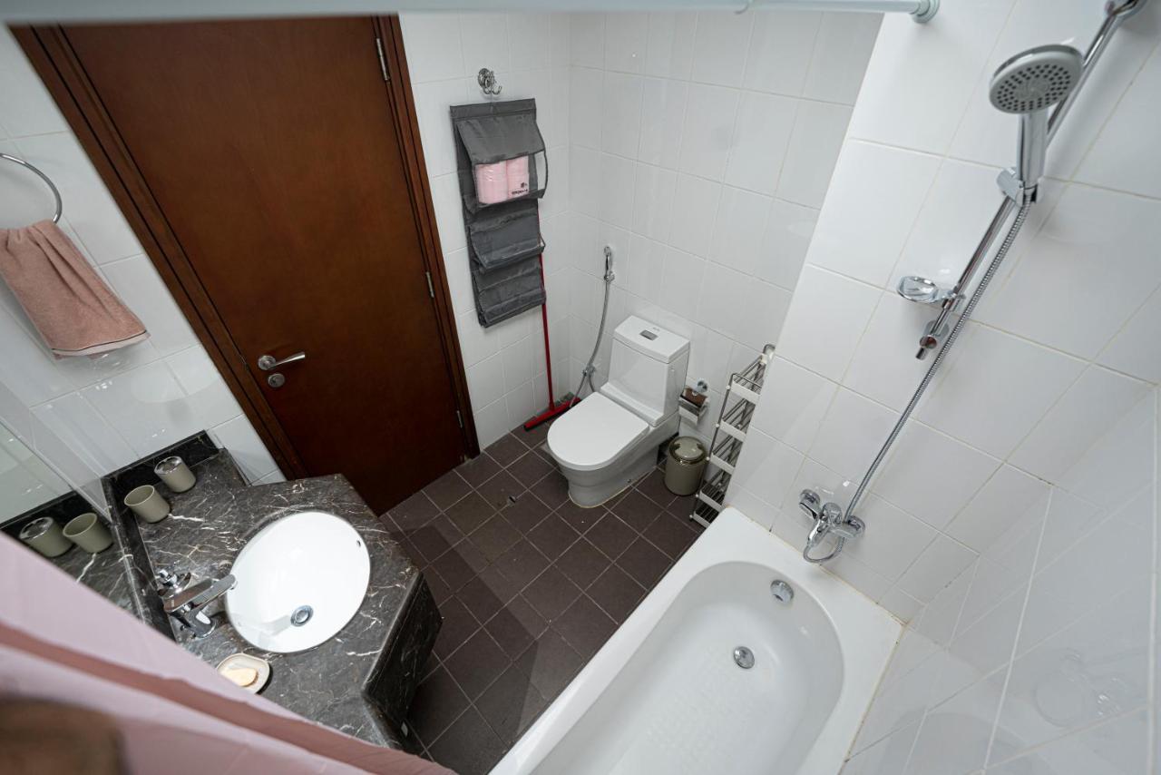 Апартаменты Cozy In Downtown *